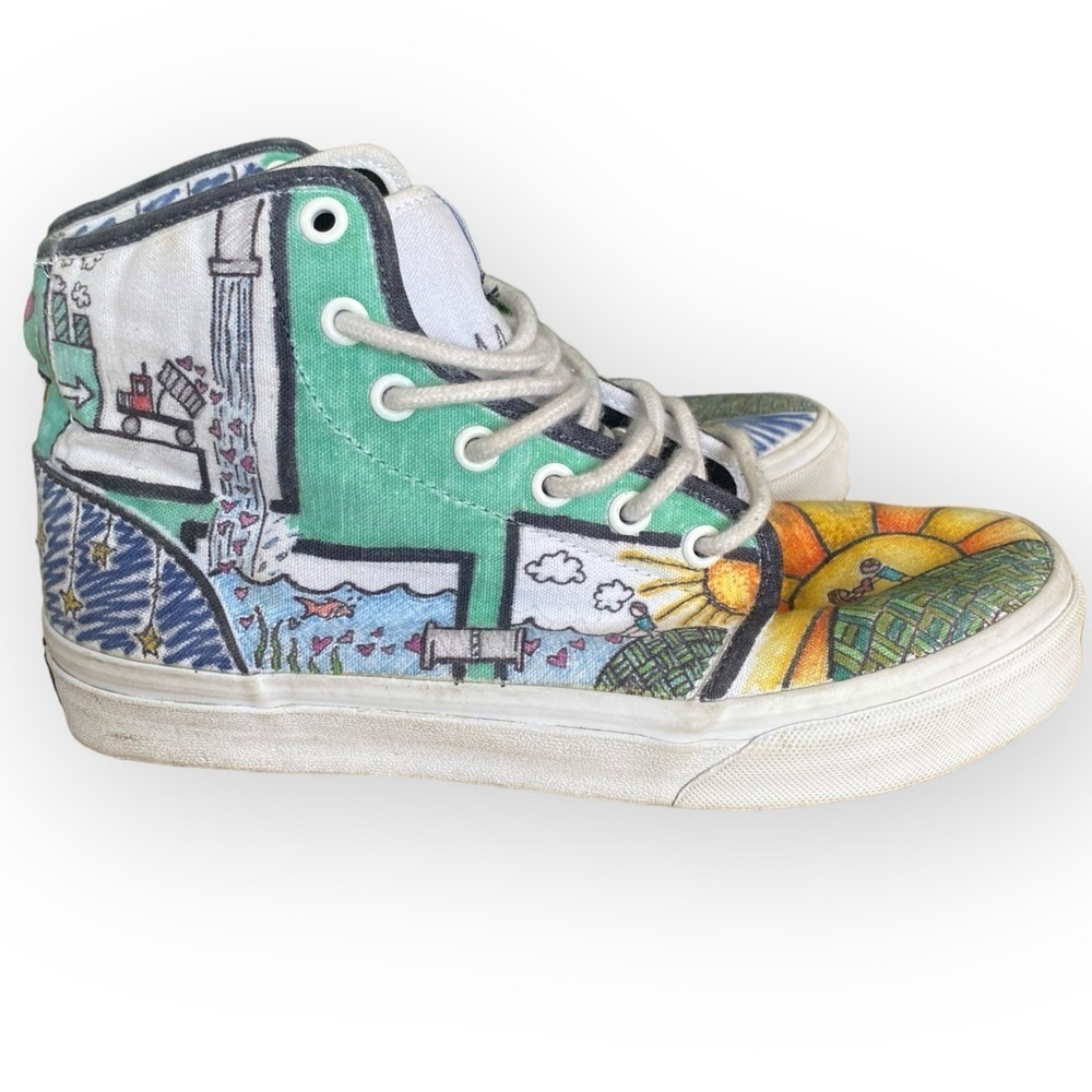 V4 Customized Vans - Picture 7 of 16